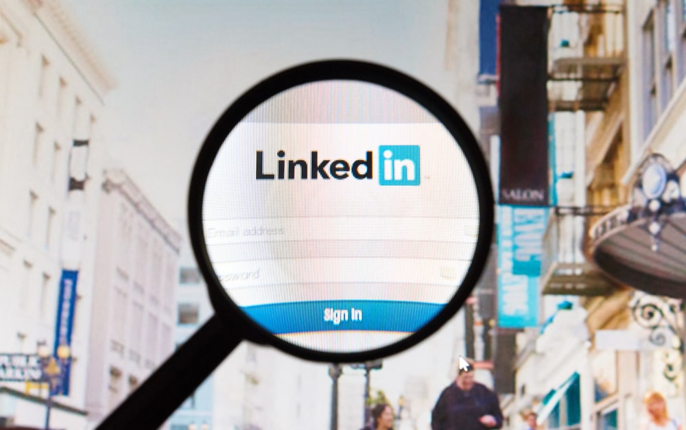 Imagem para ilustrar o texto de como usar o LinkedIn para conseguir emprego