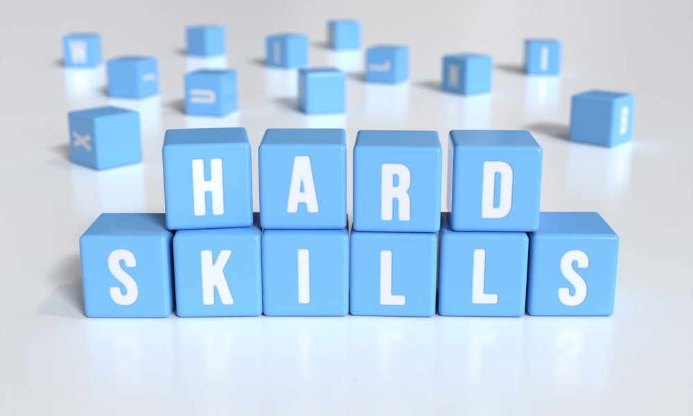 cubos que foram as palavras hard skills para ilustrar texto sobre o que são hard skills