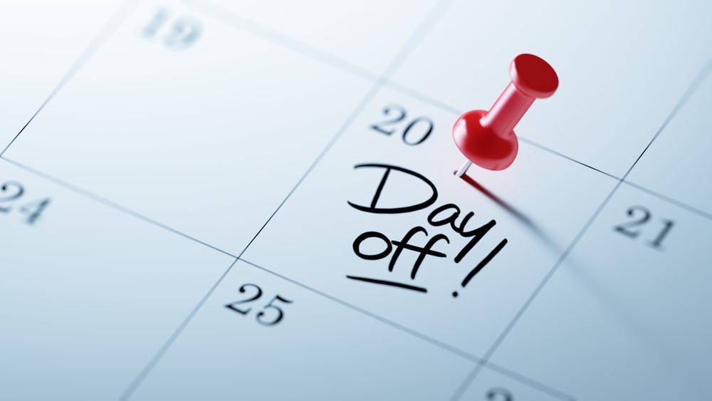 day off escrito em calendário para ilustrar texto sobre o que é day off