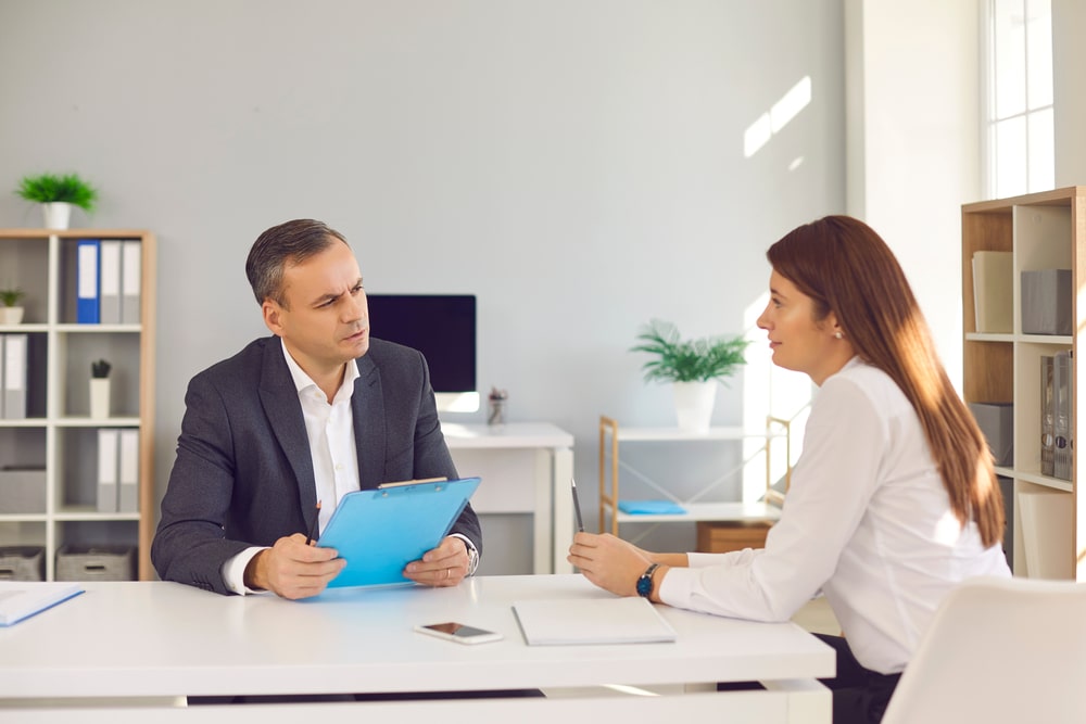 o que reprova numa entrevista de emprego