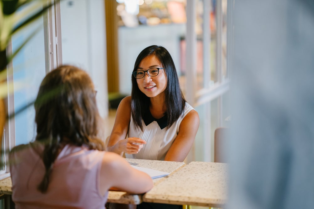 como impressionar em uma entrevista de emprego