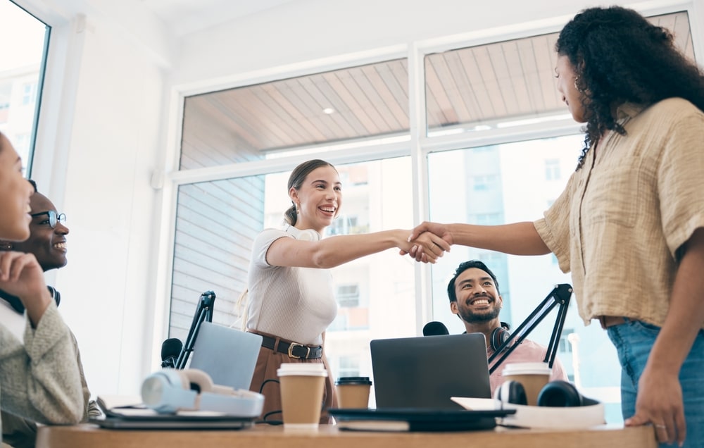 como se comportar no primeiro dia de trabalho