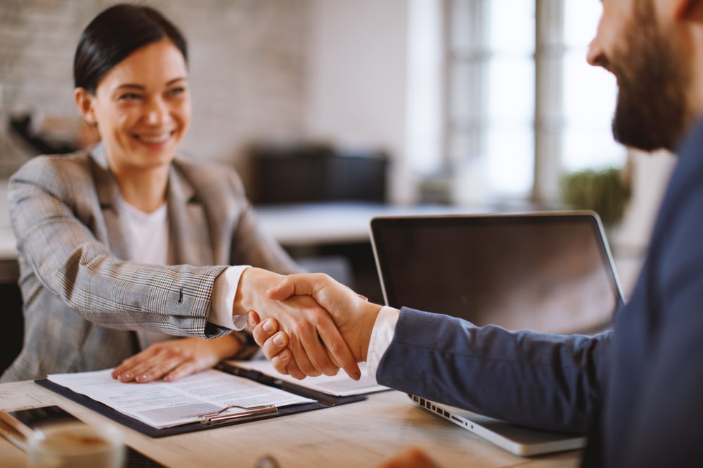 ser lembrado após uma entrevista de emprego