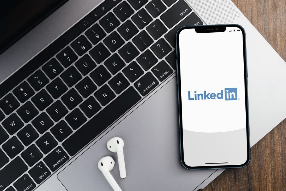 como colocar pós-graduação no LinkedIn