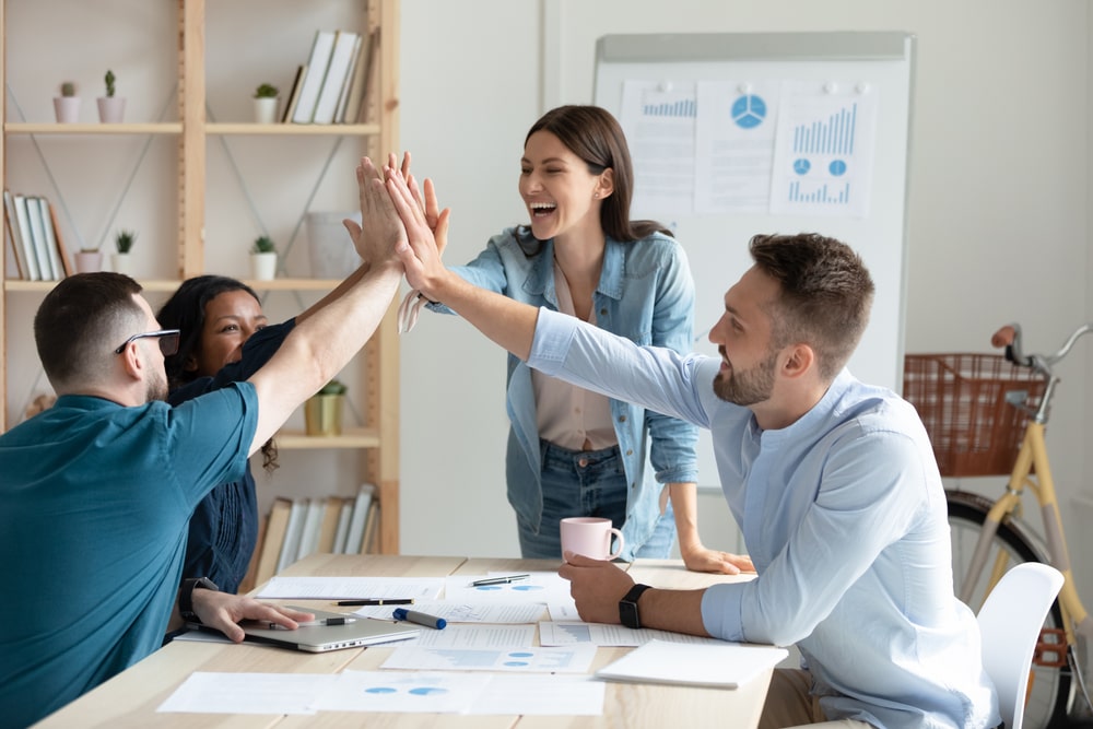 Como demonstrar liderança e capacidade de trabalhar em equipe