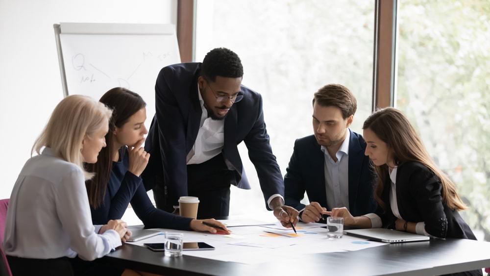 como chegar a cargos de liderança